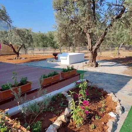 Merkezde Havuzlu 2 Aileye Uygun Hotel Fethiye