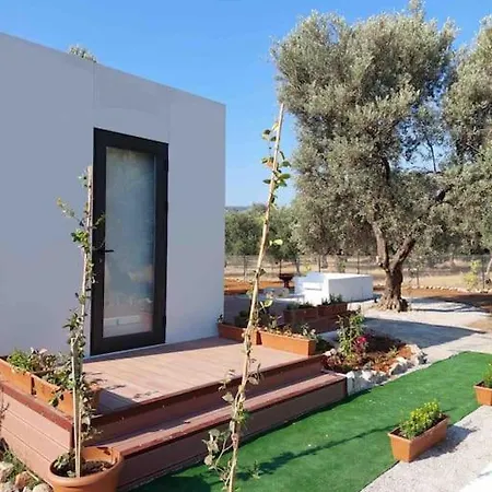 Merkezde Havuzlu 2 Aileye Uygun Szálloda Fethiye